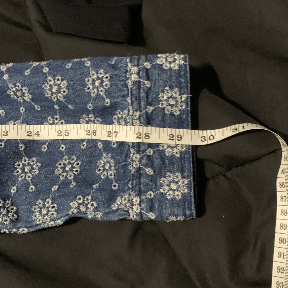 Denim&Co ~ Blue and White Patterned Jacket (XL) - Picture 10 of 14
